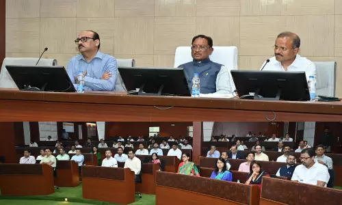 मुख्यमंत्री की अधिकारियों को दो टूक, आमजन की समस्याओं को धैर्य से सुनकर करें निराकरण मुख्यमंत्री की अधिकारियों को दो टूक, आमजन की समस्याओं को धैर्य से सुनकर करें निराकरण