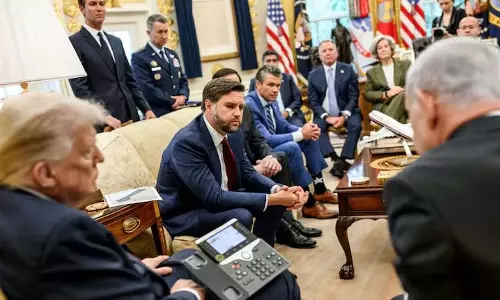 Trump ने इज़राइली हमले के बाद कतर को अमेरिकी सैन्य सुरक्षा प्रदान करने के आदेश पर हस्ताक्षर किए