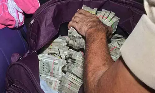 चुनाव आचार संहिता के तहत चेक जब्त, 2.58 लाख रुपये जब्त चुनाव आचार संहिता के तहत चेक जब्त, 2.58 लाख रुपये जब्त