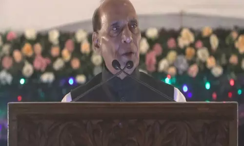 भुज, कच्छ भावनाओं की भूमि है, साहस की गाथा है: रक्षा मंत्री Rajnath Singh