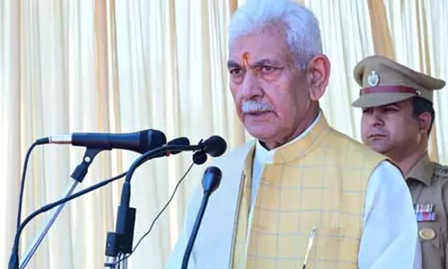 जम्मू-कश्मीर : गांधी जयंती की पूर्व संध्या पर उपराज्यपाल का संदेश, सत्य और अहिंसा के मार्ग पर चलें