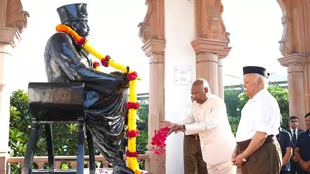 नागपुर में RSS शताब्दी समारोह : रामनाथ कोविंद होंगे शामिल नागपुर में RSS शताब्दी समारोह : रामनाथ कोविंद होंगे शामिल