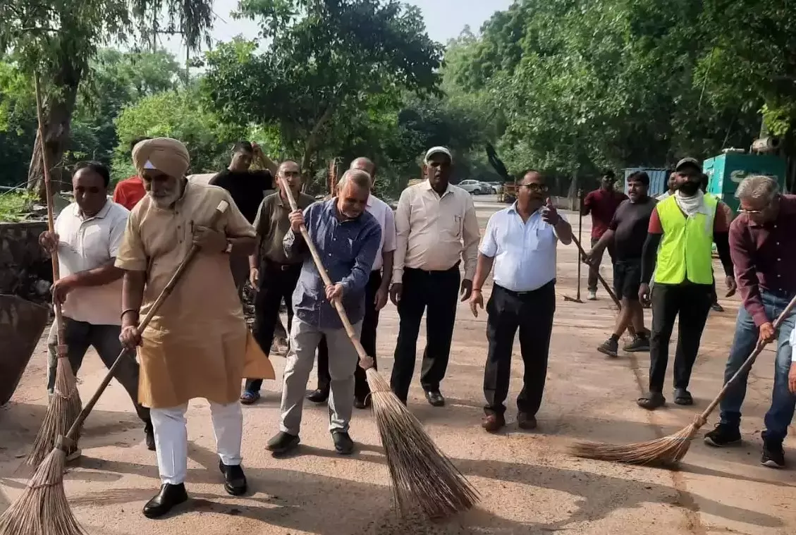 New Delhi: नागरिकों से स्वच्छता में भागीदारी की अपील: महापौर New Delhi: नागरिकों से स्वच्छता में भागीदारी की अपील: महापौर
