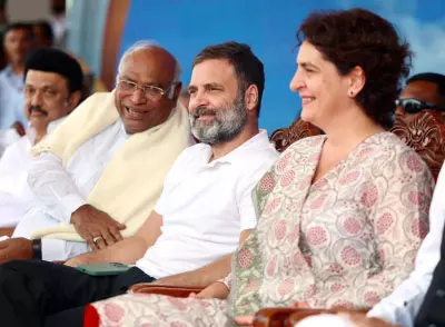 यह पर्व जीवन में लाए सद्भाव और करुणा, राहुल-खड़गे और प्रियंका गांधी ने दी विजयादशमी की बधाई यह पर्व जीवन में लाए सद्भाव और करुणा, राहुल-खड़गे और प्रियंका गांधी ने दी विजयादशमी की बधाई