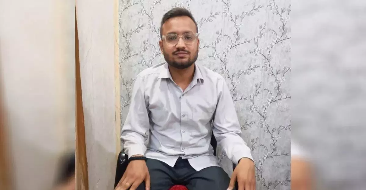 Bareilly: भ्रष्ट टैक्स इंस्पेक्टर को सस्पेंड कर जेल भेजा गया Bareilly: भ्रष्ट टैक्स इंस्पेक्टर को सस्पेंड कर जेल भेजा गया