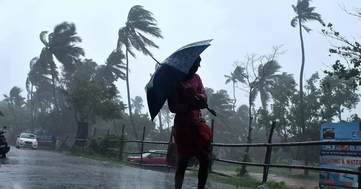 मौसम विभाग चेतावनी: बंगाल की खाड़ी का दबाव क्षेत्र ओडिशा-आंध्र तट की ओर मौसम विभाग चेतावनी: बंगाल की खाड़ी का दबाव क्षेत्र ओडिशा-आंध्र तट की ओर