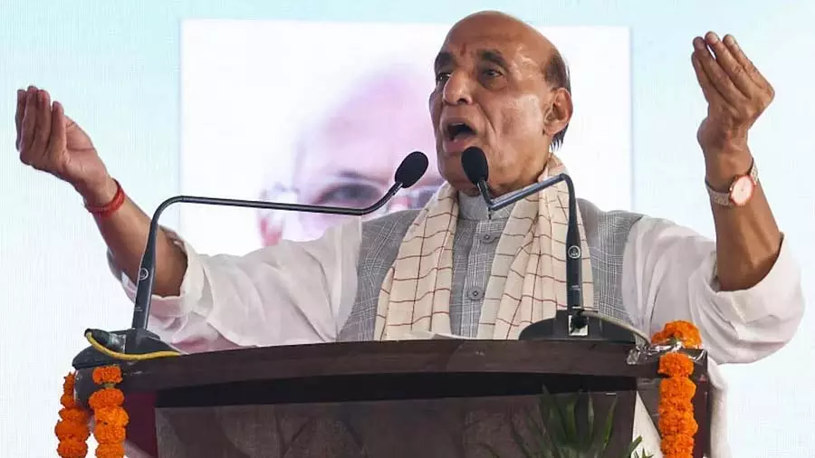 भारतीय सेना ने ऑपरेशन सिंदूर के सभी सैन्य उद्देश्य सफलतापूर्वक हासिल कर लिए: Rajnath Singh भारतीय सेना ने ऑपरेशन सिंदूर के सभी सैन्य उद्देश्य सफलतापूर्वक हासिल कर लिए: Rajnath Singh