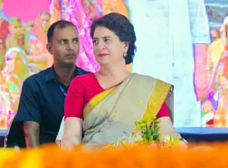 राहुल, प्रियंका गांधी ने महात्मा गांधी, लाल बहादुर शास्त्री को श्रद्धांजलि दी राहुल, प्रियंका गांधी ने महात्मा गांधी, लाल बहादुर शास्त्री को श्रद्धांजलि दी