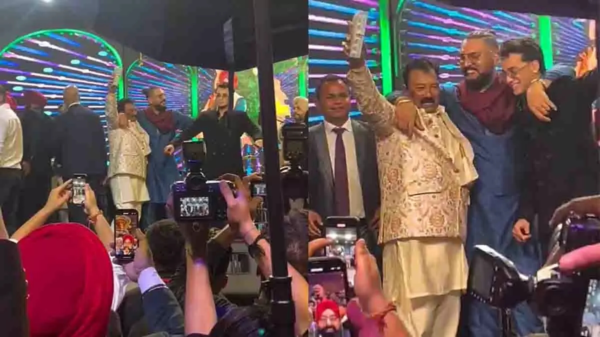 अभिषेक शर्मा ने बहन की pre-wedding पार्टी में युवराज सिंह के साथ किया डांस अभिषेक शर्मा ने बहन की pre-wedding पार्टी में युवराज सिंह के साथ किया डांस