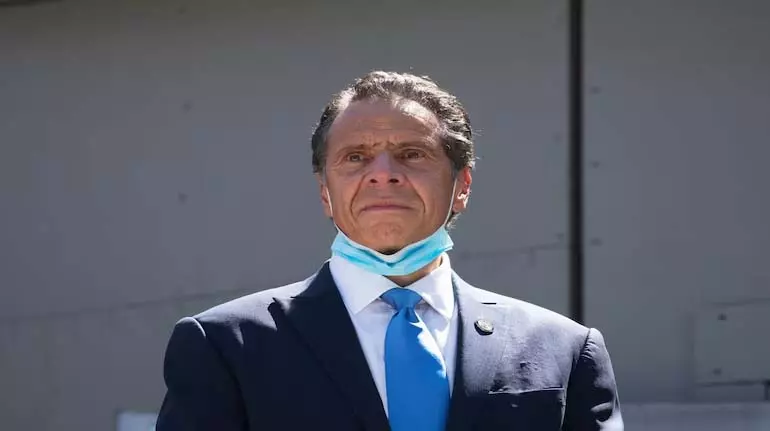 Cuomo ने महामारी प्रतिबंधों के लिए यहूदी समुदाय से माफ़ी मांगी Cuomo ने महामारी प्रतिबंधों के लिए यहूदी समुदाय से माफ़ी मांगी