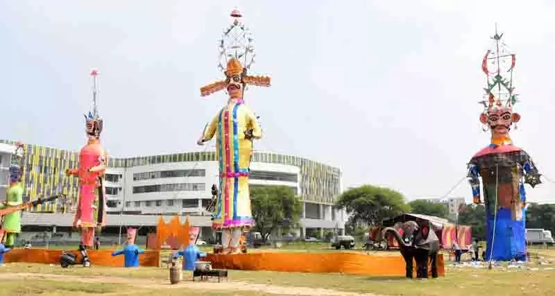 Mohali में 7 जगहों पर पुतले जलाए जाएंगे Mohali में 7 जगहों पर पुतले जलाए जाएंगे