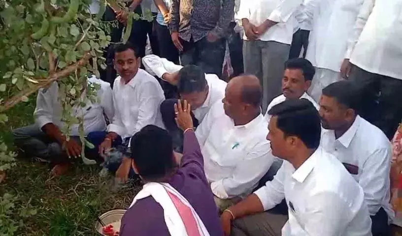 गुरुवार का दिन गांव के लिए मुश्किल भरा रहा.. Raghavpuram में दशहरा एक दिन पहले ही मना लिया गया गुरुवार का दिन गांव के लिए मुश्किल भरा रहा.. Raghavpuram में दशहरा एक दिन पहले ही मना लिया गया