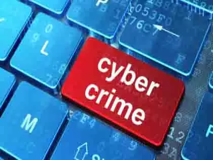 Mumbai: साइबर फ्रॉड, पुलिस कर्मी के खाते से उड़ाए लाखों रुपये Mumbai: साइबर फ्रॉड, पुलिस कर्मी के खाते से उड़ाए लाखों रुपये