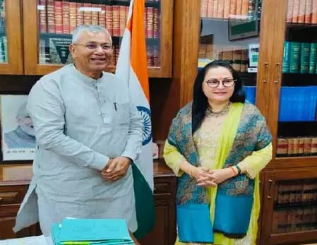 फिल्म अभिनेत्री जया प्रदा ने की भाजपा सांसद पीपी चौधरी से मुलाकात, शेयर की फोटोज फिल्म अभिनेत्री जया प्रदा ने की भाजपा सांसद पीपी चौधरी से मुलाकात, शेयर की फोटोज