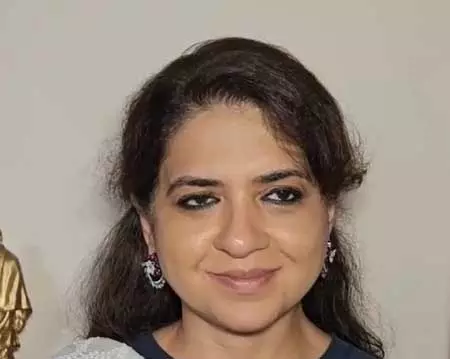 किसानों और बाढ़ पीड़ितों की मदद शिवसैनिकों की प्राथमिकता : शाइना एनसी किसानों और बाढ़ पीड़ितों की मदद शिवसैनिकों की प्राथमिकता : शाइना एनसी