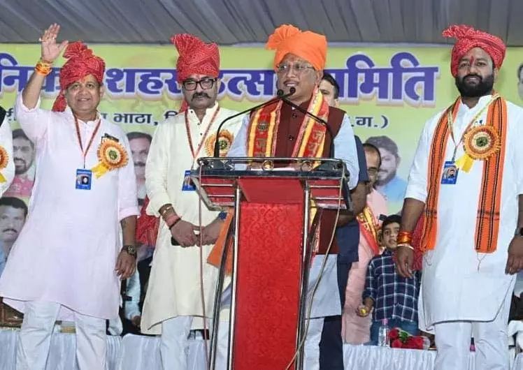 रायपुर शहर के रावणभांठा एवं शंकरनगर दशहरा उत्सव में शामिल हुए CM साय रायपुर शहर के रावणभांठा एवं शंकरनगर दशहरा उत्सव में शामिल हुए CM साय