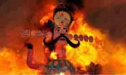 Dussehra 2025 Upay: दशहरे के दिन कर लें ये चमत्कारी उपाय, पारिवारिक जीवन हो जाएगा खुशहाल