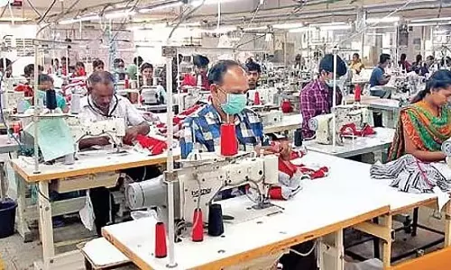Tirupur : लघु एवं सूक्ष्म उद्यमों को जबरन आकार घटाने पर मजबूर होना पड़ रहा है Tirupur : लघु एवं सूक्ष्म उद्यमों को जबरन आकार घटाने पर मजबूर होना पड़ रहा है