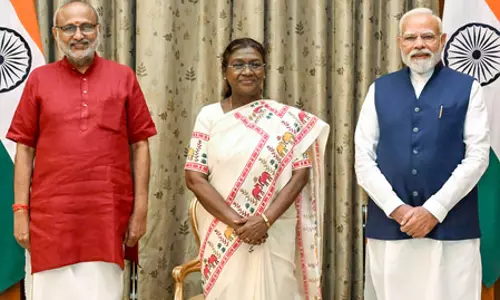 राष्ट्रपति मुर्मू, उपराष्ट्रपति राधाकृष्णन और पीएम मोदी ने दी विजयादशमी की शुभकामनाएं
