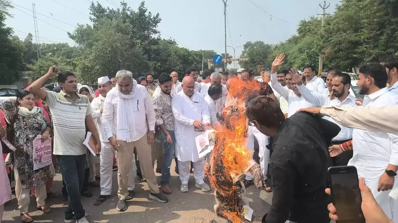 Jind: राहुल गांधी को लेकर टिप्पणी पर मचा बवाल