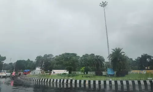 आज रात ओडिशा तट को पार कर सकता है गहरा दबाव क्षेत्र: IMD आज रात ओडिशा तट को पार कर सकता है गहरा दबाव क्षेत्र: IMD