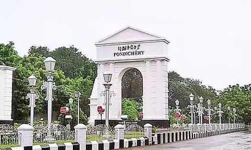 Tamil Nadu : पुडुचेरी में कल स्कूलों और कॉलेजों में छुट्टी