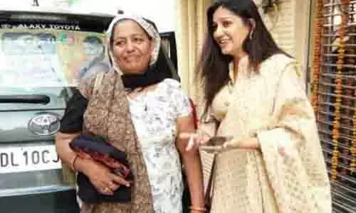 Sapna Chaudhary Mother :मशहूर गायिका और डांसर पर टूटा दुखों का पहाड़ Sapna Chaudhary Mother :मशहूर गायिका और डांसर पर टूटा दुखों का पहाड़