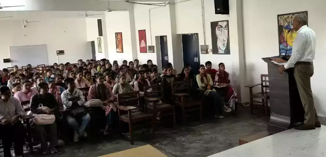 Hisar: गांधीजी के विचार समय से परे : डॉ. सांगा