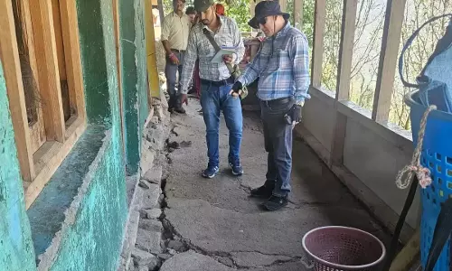Uttarkashi: ग्रामीण इलाकों का अध्ययन करने पहुंचे भू-वैज्ञानिक