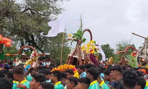 देवारे बन्नी मुड़िया अनुष्ठान: विजयनगर की विरासत चुपचाप जारी है देवारे बन्नी मुड़िया अनुष्ठान: विजयनगर की विरासत चुपचाप जारी है