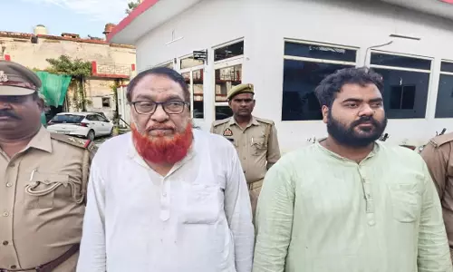 Bareilly: पुलिस ने फर्जी डॉक्टर को गिरफ्तार किया Bareilly: पुलिस ने फर्जी डॉक्टर को गिरफ्तार किया