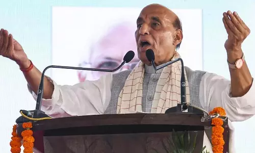 भारतीय सेना ने ऑपरेशन सिंदूर के सभी सैन्य उद्देश्य सफलतापूर्वक हासिल कर लिए: Rajnath Singh भारतीय सेना ने ऑपरेशन सिंदूर के सभी सैन्य उद्देश्य सफलतापूर्वक हासिल कर लिए: Rajnath Singh