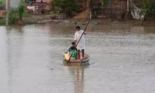 Jalandhar क्लब ने बाढ़ राहत के लिए 11 लाख रुपये दान किए Jalandhar क्लब ने बाढ़ राहत के लिए 11 लाख रुपये दान किए