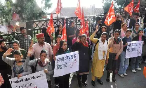 Wangchuk की गिरफ्तारी से आक्रोश, सीपीएम ने रिहाई की मांग की