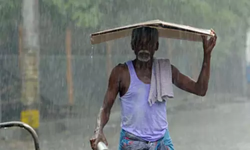 Tamil Nadu में 4 दिनों तक जारी रहेगी भारी बारिश Tamil Nadu में 4 दिनों तक जारी रहेगी भारी बारिश