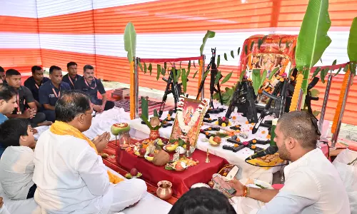 CM विष्णुदेव साय ने विजयादशमी पर शस्त्रों की पूजा की