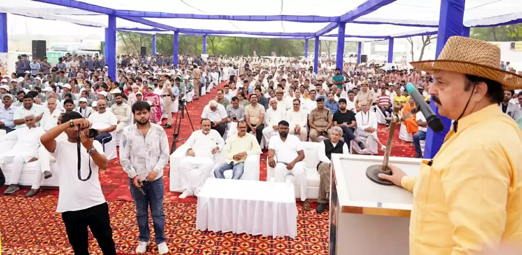Gurugram: पर्यावरण की सुरक्षा में वन्य जीवों का योगदान अहम