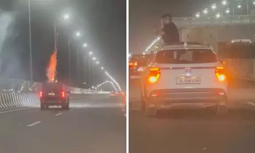 Gurugram में चलती कार से युवकों ने की आतिशबाजी, पुलिस जांच जारी