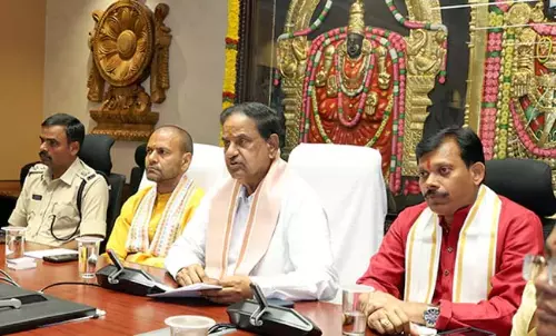 ब्रह्मोत्सवम के दौरान श्रीवारी हुंडी की आय ₹25.12 करोड़ है: Chairman ब्रह्मोत्सवम के दौरान श्रीवारी हुंडी की आय ₹25.12 करोड़ है: Chairman