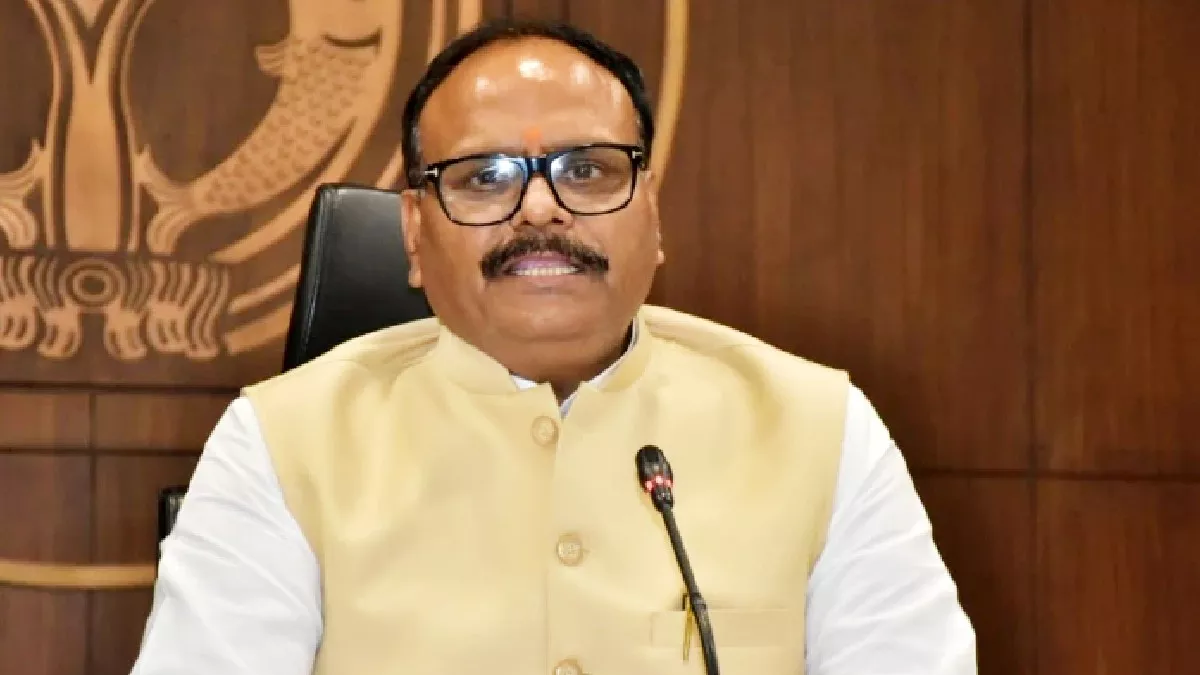 उत्तर प्रदेश के उपमुख्यमंत्री ब्रजेश पाठक ने महात्मा गांधी की जयंती पर श्रद्धांजलि अर्पित की