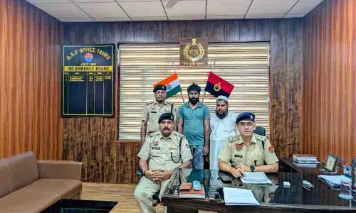 Nuh police ने नाबालिग को बचाया, जबरन धर्म परिवर्तन मामले में दो गिरफ्तार Nuh police ने नाबालिग को बचाया, जबरन धर्म परिवर्तन मामले में दो गिरफ्तार