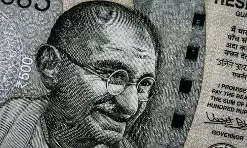 नियामक परिवर्तनों ने मुख्य मौद्रिक नीति को प्रभावित किया नियामक परिवर्तनों ने मुख्य मौद्रिक नीति को प्रभावित किया