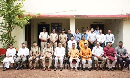 रायपुर पुलिस लाइन में SSP लाल उम्मेद सिंह ने किया शस्त्र पूजन
