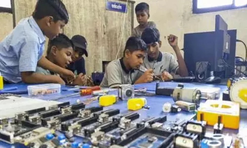 आदिवासी बहुल गाँव के जिला परिषद स्कूल को ब्रिटेन का सर्वश्रेष्ठ स्कूल पुरस्कार मिला