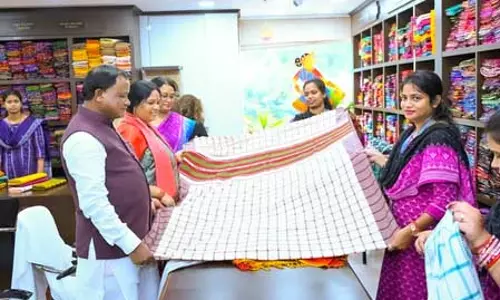 विजयादशमी पर मुख्यमंत्री माझी ने दिया वोकल फॉर लोकल का संदेश