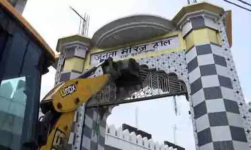 Sambhal गांव में अवैध निर्माण पर प्रशासन की कार्रवाई