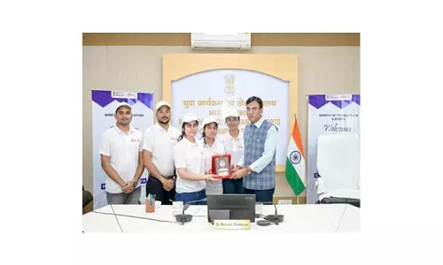 Mansukh Mandaviya ने माई भारत राष्ट्रीय ध्वज प्रश्नोत्तरी के विजेताओं का किया स्वागत