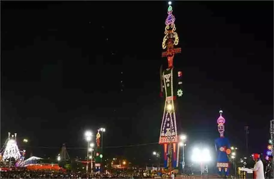 Rajasthan: दशहरे पर 233 फीट का पुतला दहन Rajasthan: दशहरे पर 233 फीट का पुतला दहन