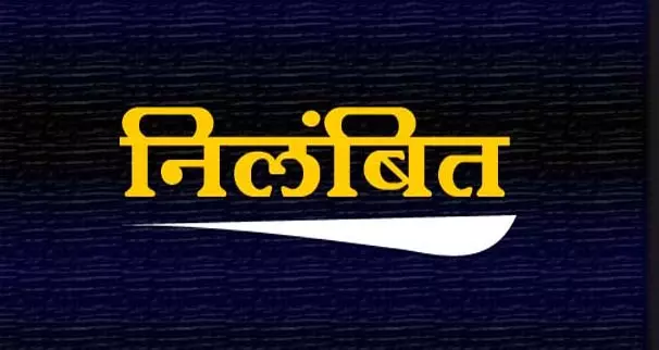 डॉक्टर और फार्मासिस्ट निलंबित, बच्चे को प्रतिबंधित कफ सिरप देने का आरोप डॉक्टर और फार्मासिस्ट निलंबित, बच्चे को प्रतिबंधित कफ सिरप देने का आरोप