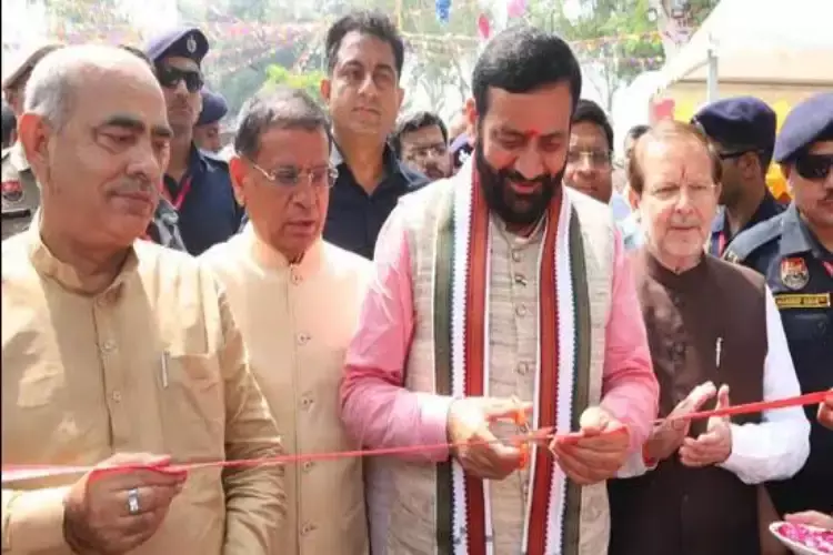 Faridabad: सीएम ने सुरजकुंड में दीपावली मेला का उद्घाटन किया Faridabad: सीएम ने सुरजकुंड में दीपावली मेला का उद्घाटन किया